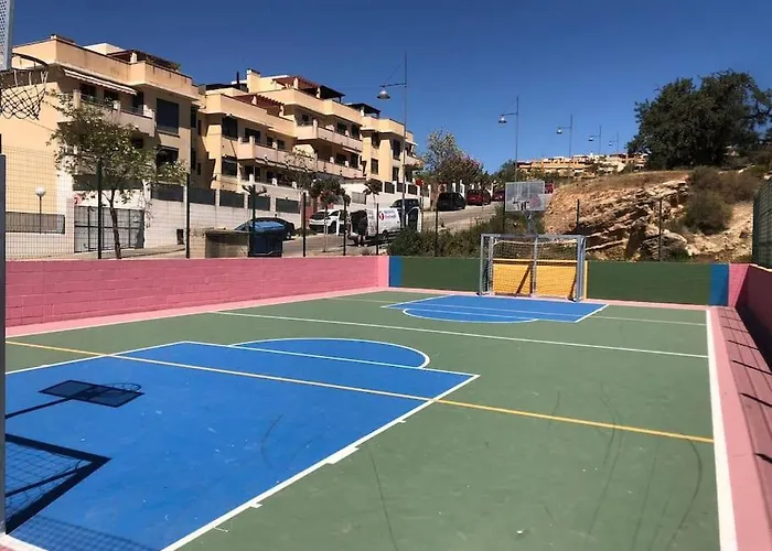 Bajo Con Jardin En Primera Linea De Playa Apartamento Málaga