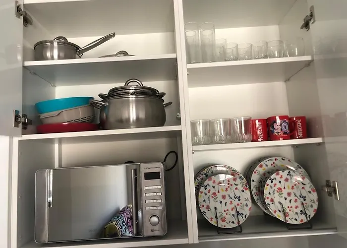 Apartamento Bajo Con Jardin En Primera Linea De Playa Málaga